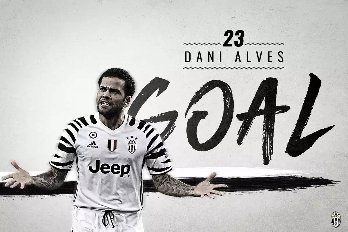 哈兰德：我和梅罗完全不在同一水平，没人能接近他们两人（哈兰德：我与梅西C罗不在一个层次，无人能达到他们的高度）