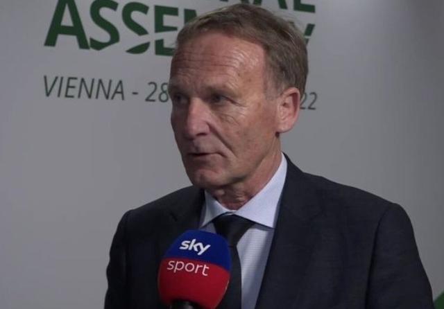 特瓦斯回应老佛爷批评：我为了整个西甲，而非那两三家俱乐部（特瓦斯回击老佛爷：我为西甲整体利益，不为少数俱乐部）