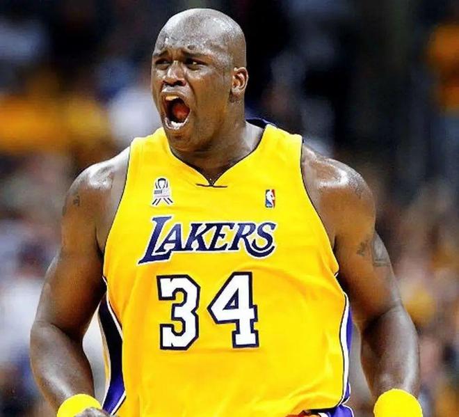 阿莱格里：意大利杯出局很遗憾，丢球时的防守本该做得更好（阿莱格里：意杯出局令人失望，丢球环节的防守应更到位）